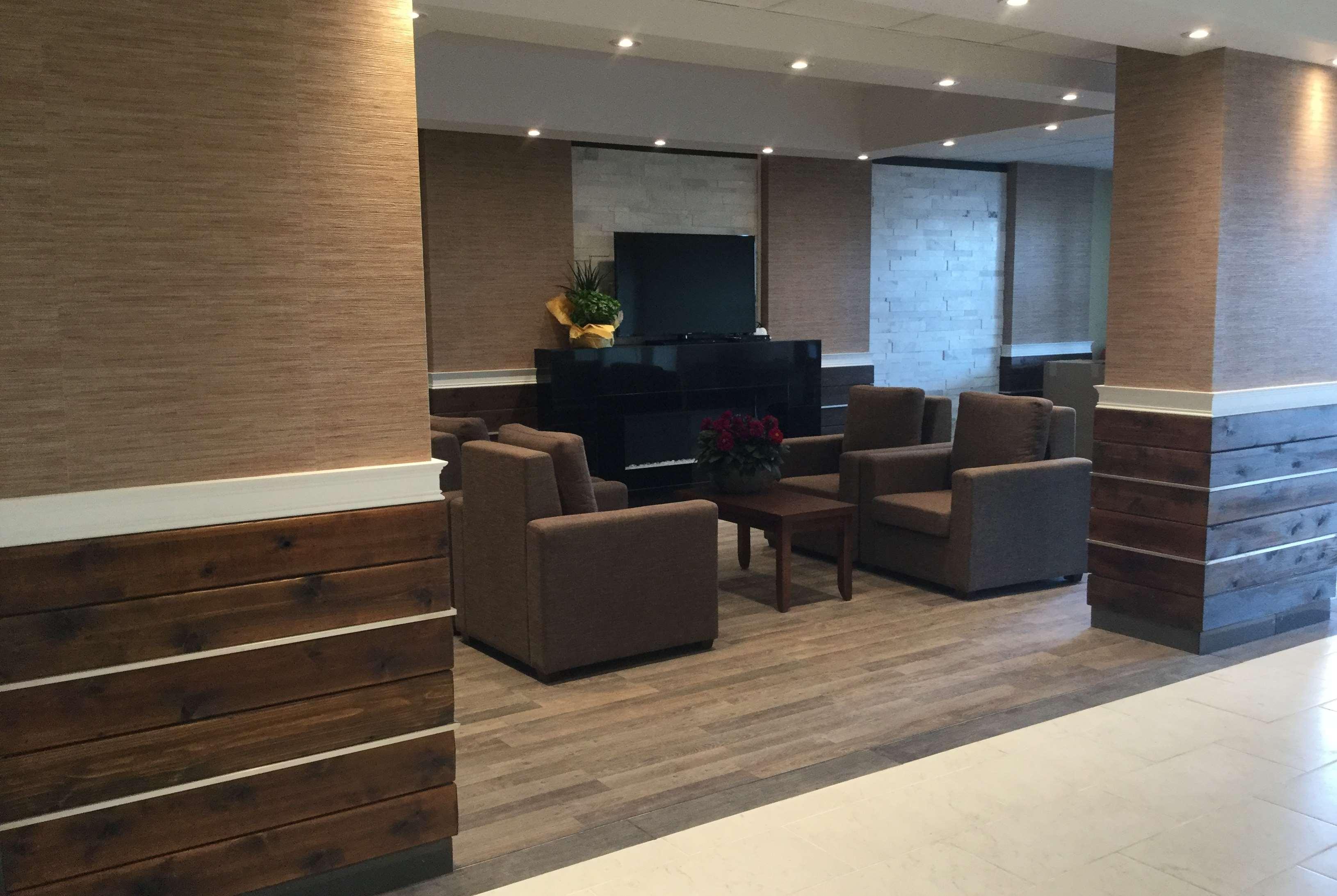Hotel Super 8 By Wyndham Hardisty Extérieur photo