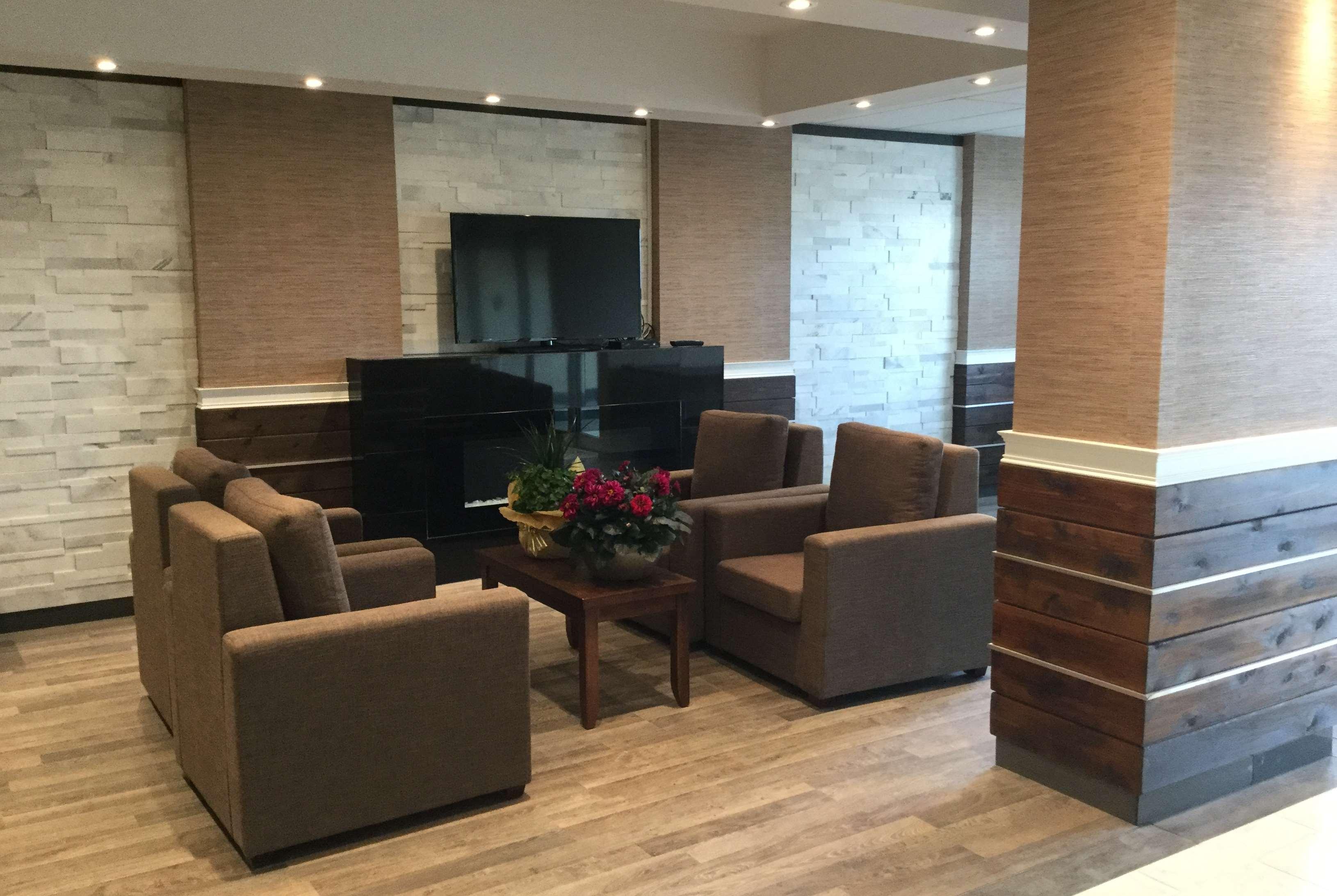 Hotel Super 8 By Wyndham Hardisty Extérieur photo