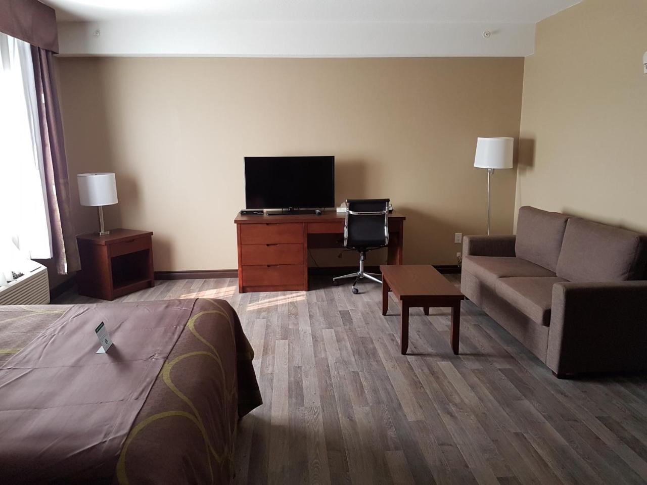 Hotel Super 8 By Wyndham Hardisty Extérieur photo
